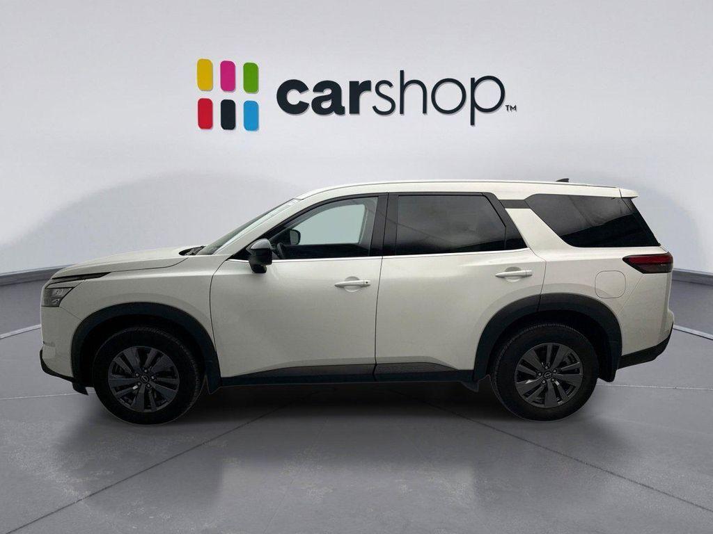 used 2024 Nissan Pathfinder car, priced at $27,999