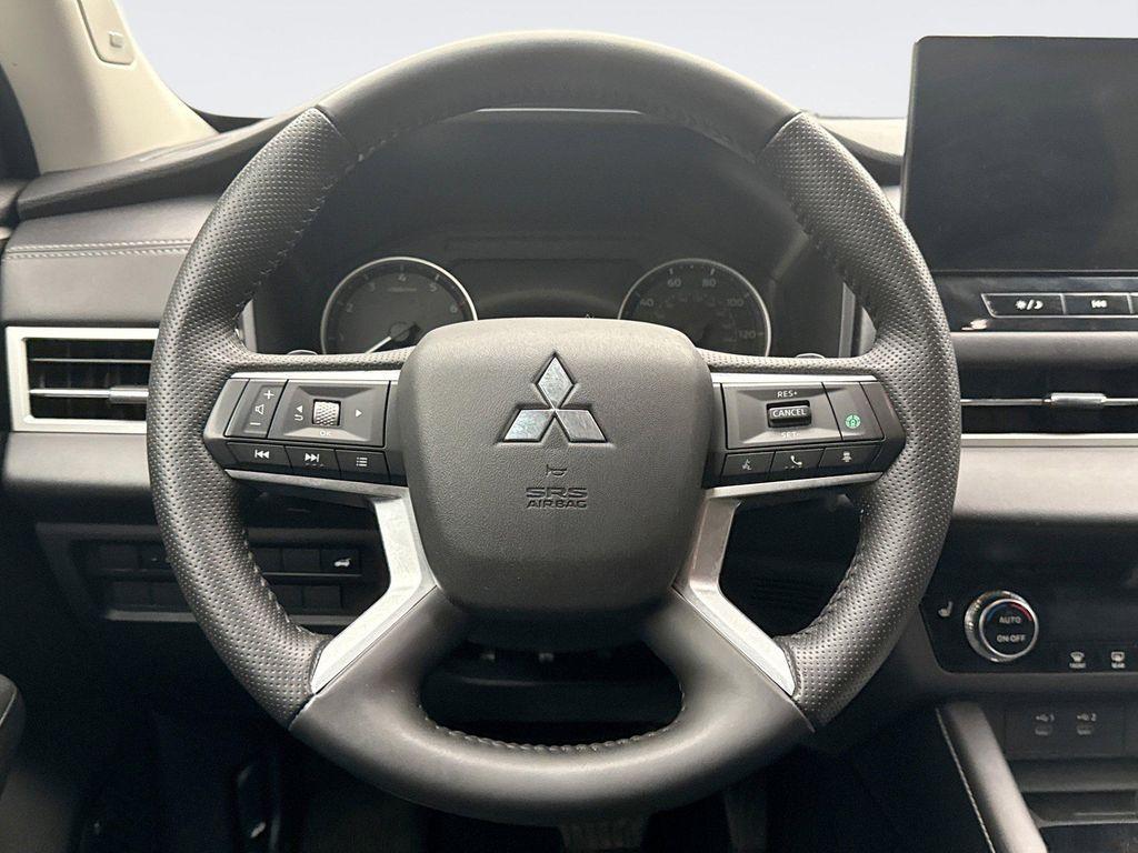 used 2025 Mitsubishi Outlander car, priced at $26,199