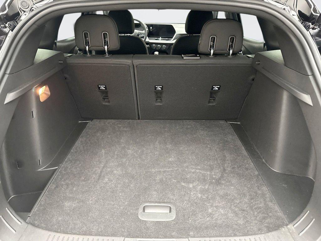 used 2025 Chevrolet Trax car, priced at $22,098