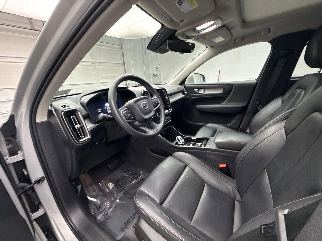 used 2024 Volvo XC40 car, priced at $27,549