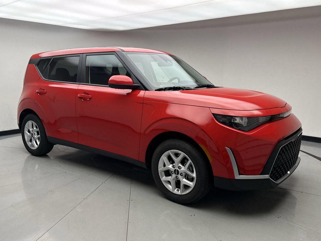 used 2025 Kia Soul car, priced at $21,988