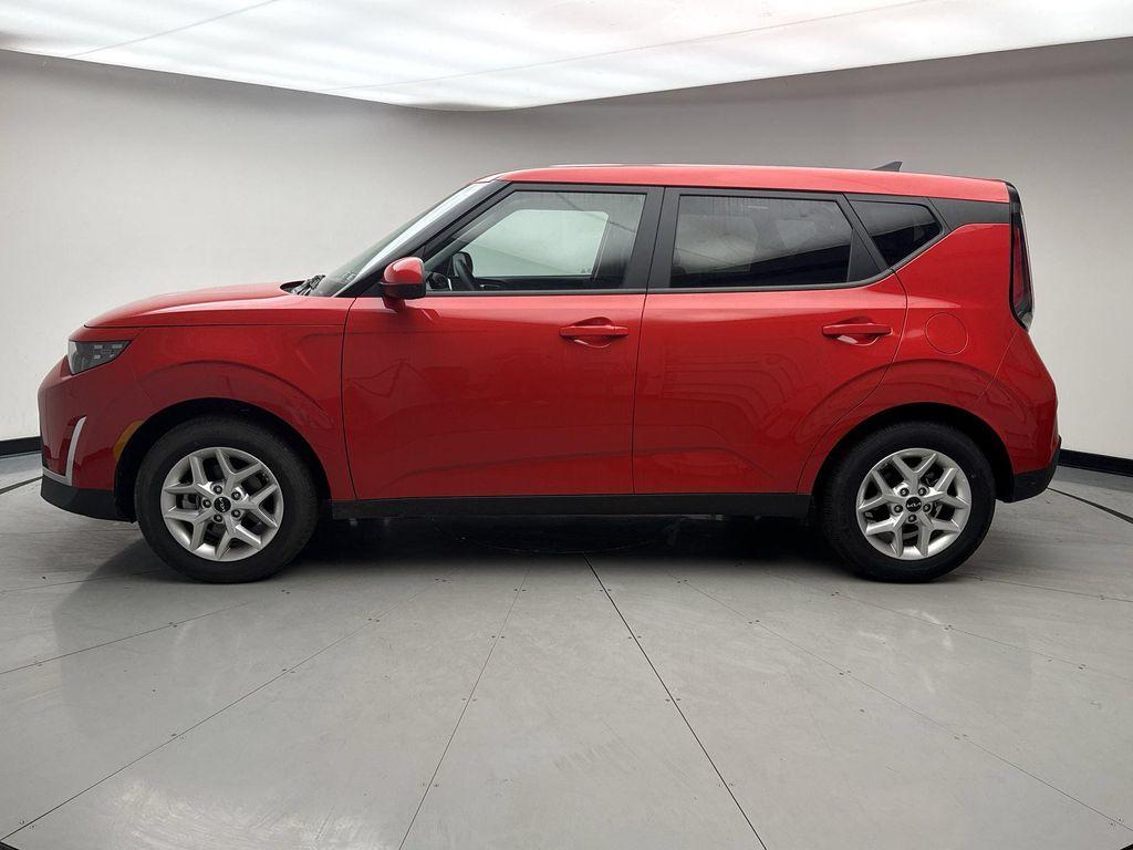 used 2025 Kia Soul car, priced at $21,988