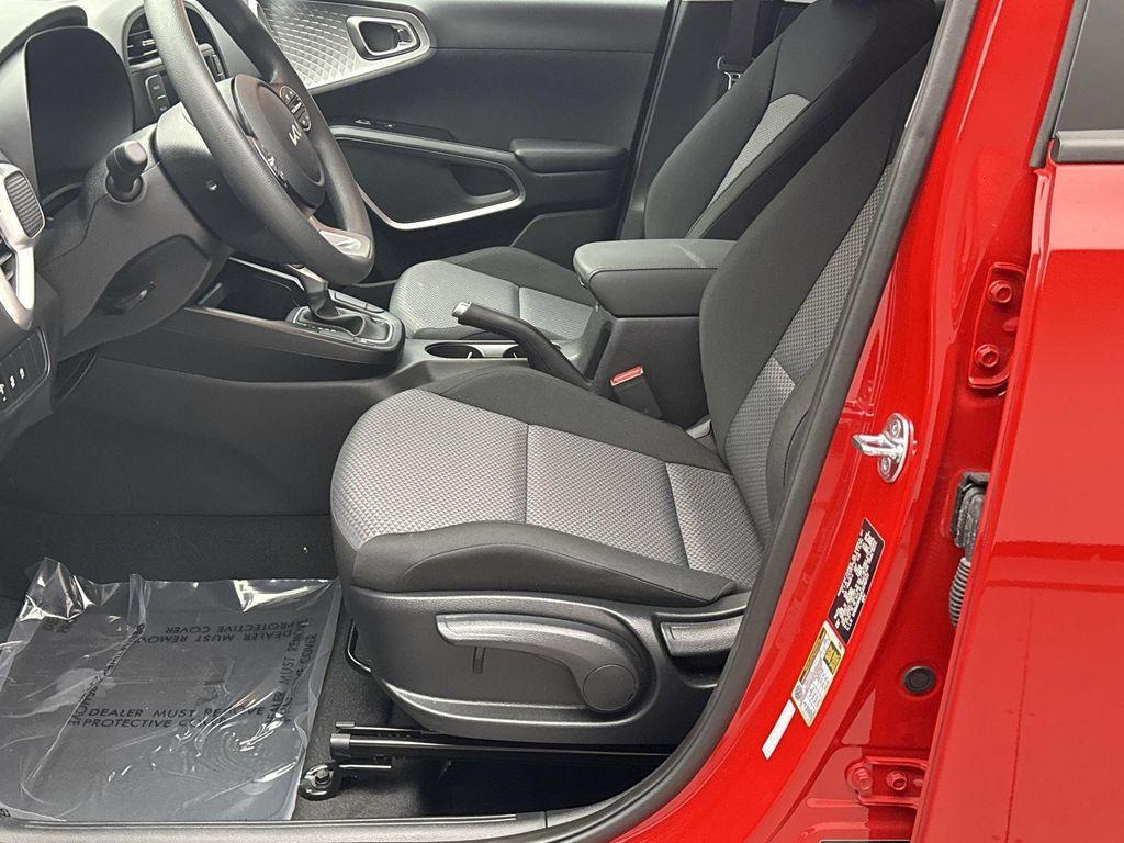 used 2025 Kia Soul car, priced at $21,988