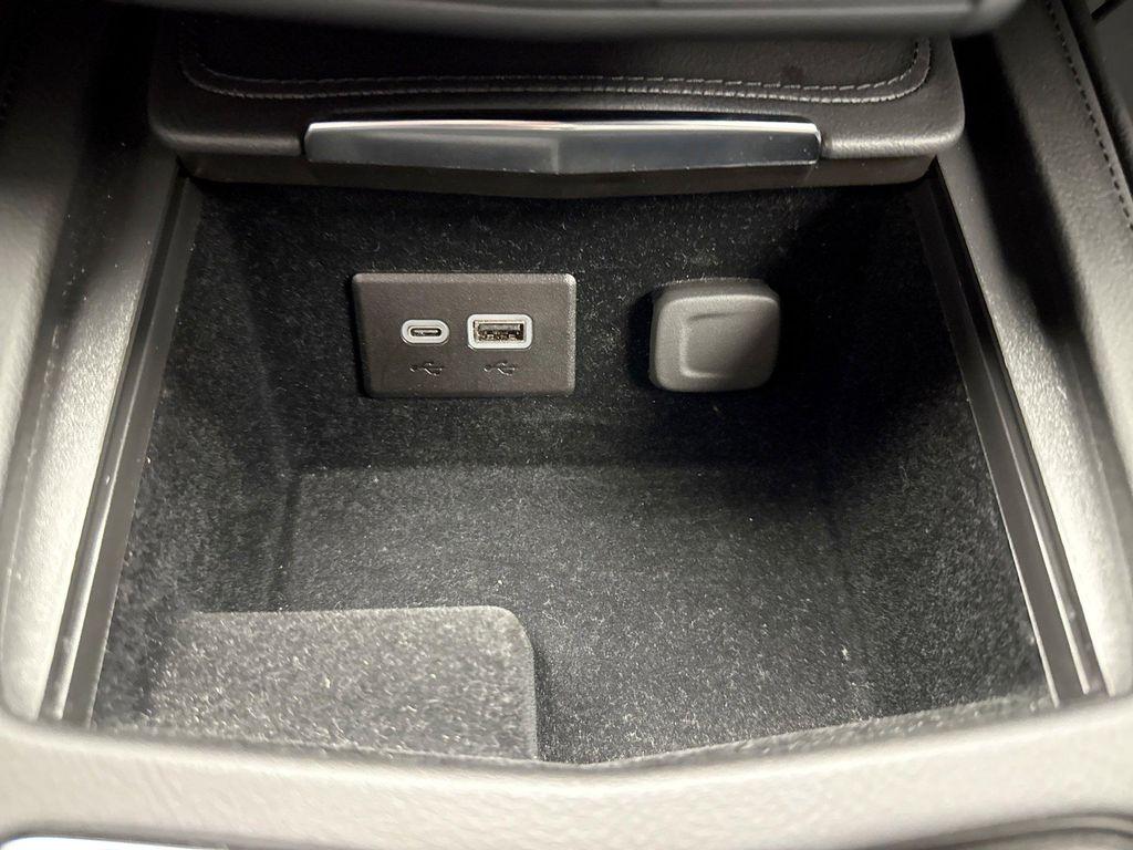 used 2024 Cadillac XT4 car, priced at $31,896