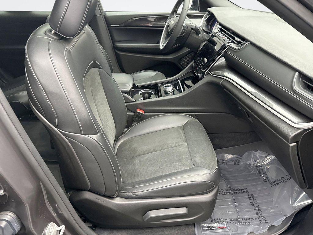 used 2023 Jeep Grand Cherokee L car, priced at $31,399