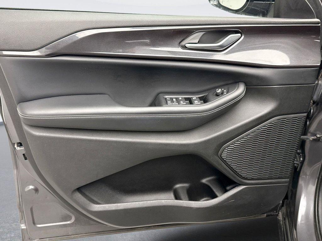 used 2023 Jeep Grand Cherokee L car, priced at $31,399