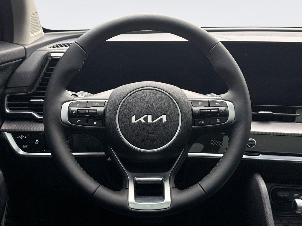 used 2025 Kia Sportage car, priced at $31,399