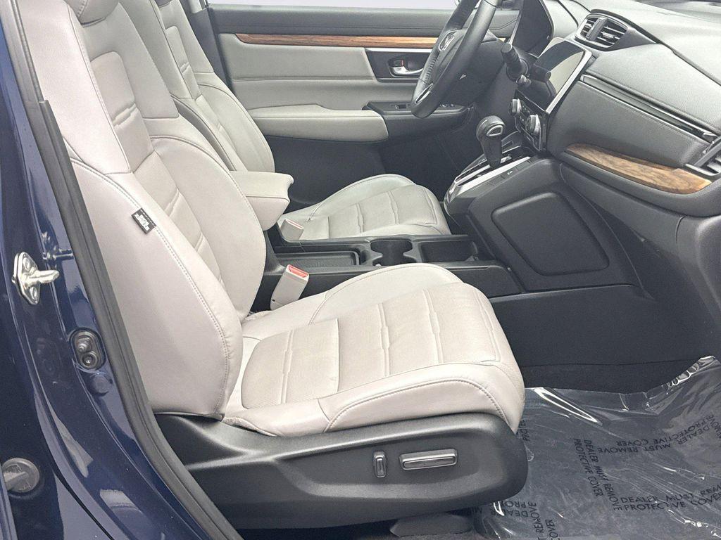 used 2017 Honda CR-V car, priced at $21,348