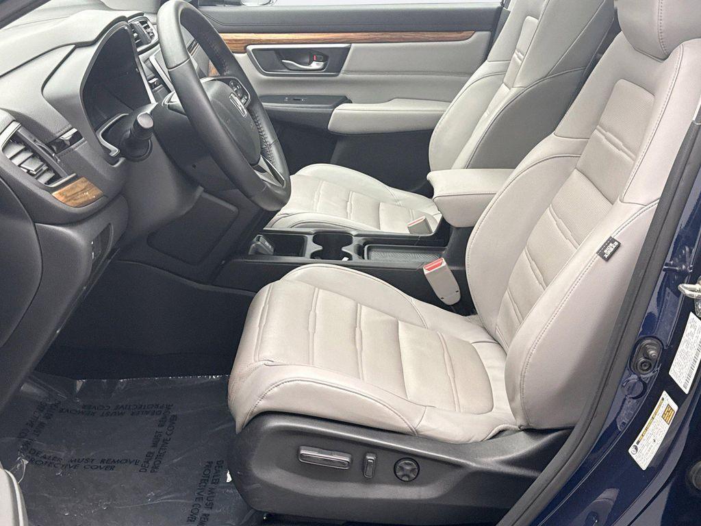 used 2017 Honda CR-V car, priced at $21,348