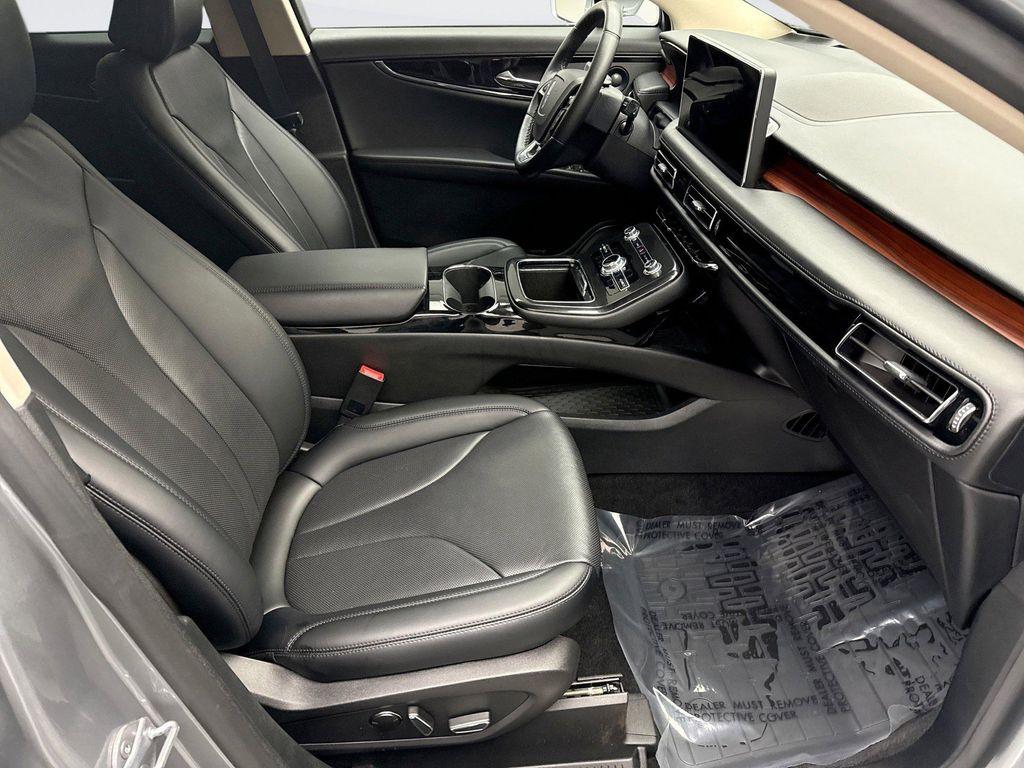 used 2022 Lincoln Nautilus car, priced at $34,699