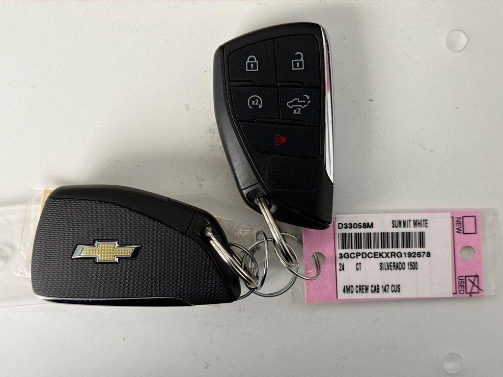 used 2024 Chevrolet Silverado 1500 car, priced at $42,089