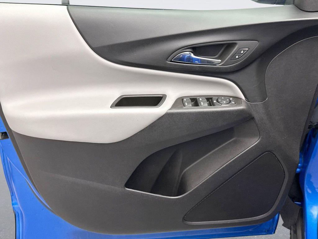 used 2024 Chevrolet Equinox car, priced at $20,298