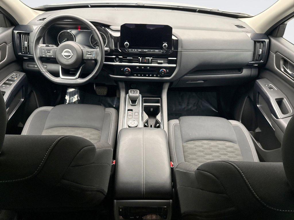 used 2025 Nissan Pathfinder car, priced at $31,999