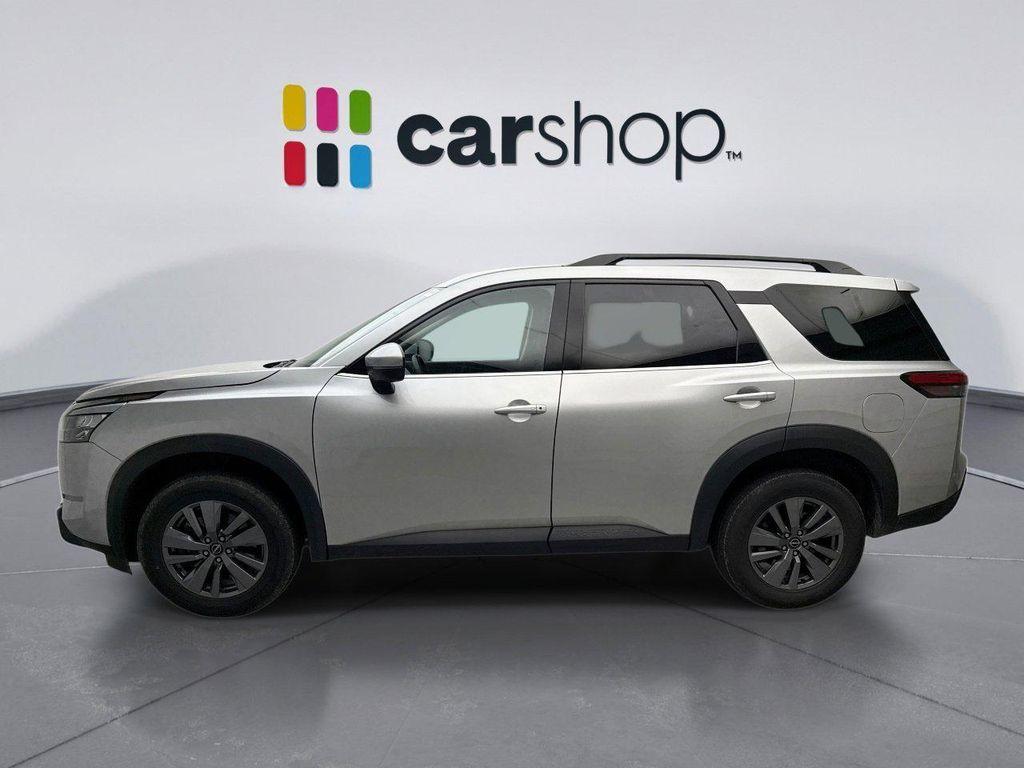 used 2025 Nissan Pathfinder car, priced at $31,999