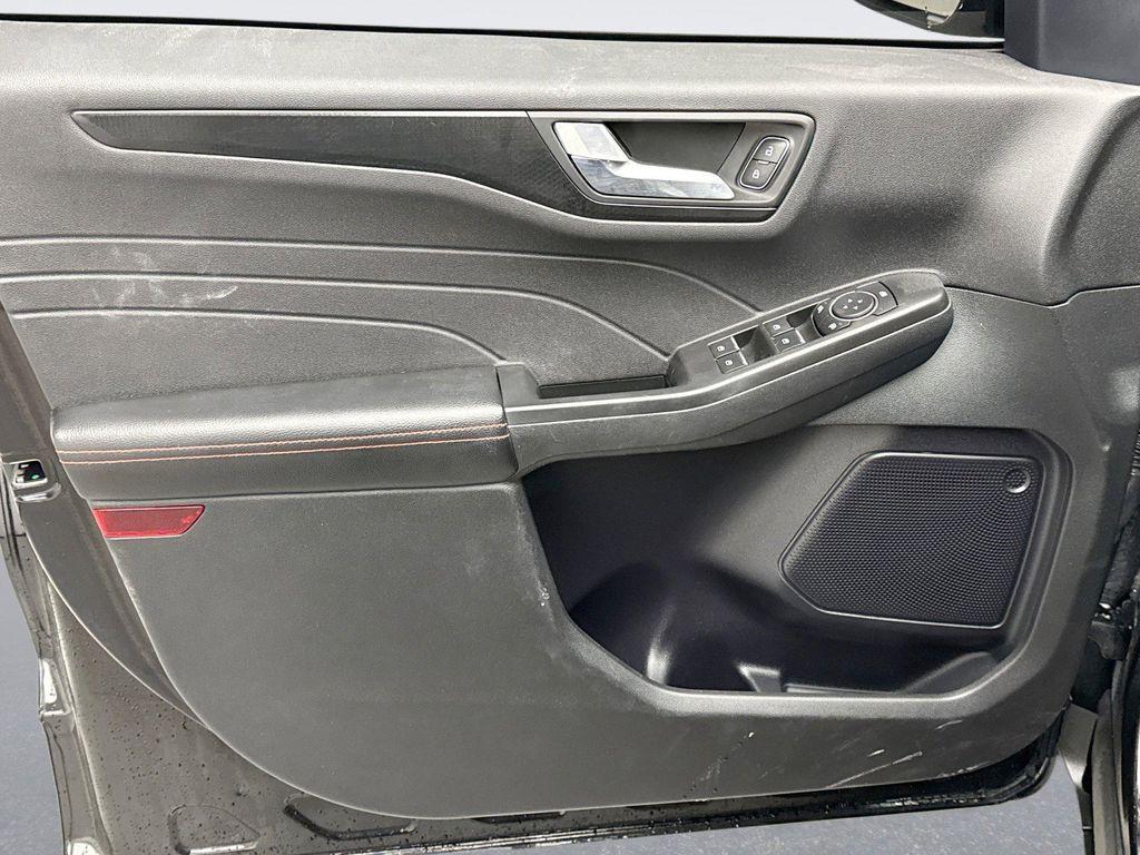 used 2022 Ford Escape car, priced at $20,949