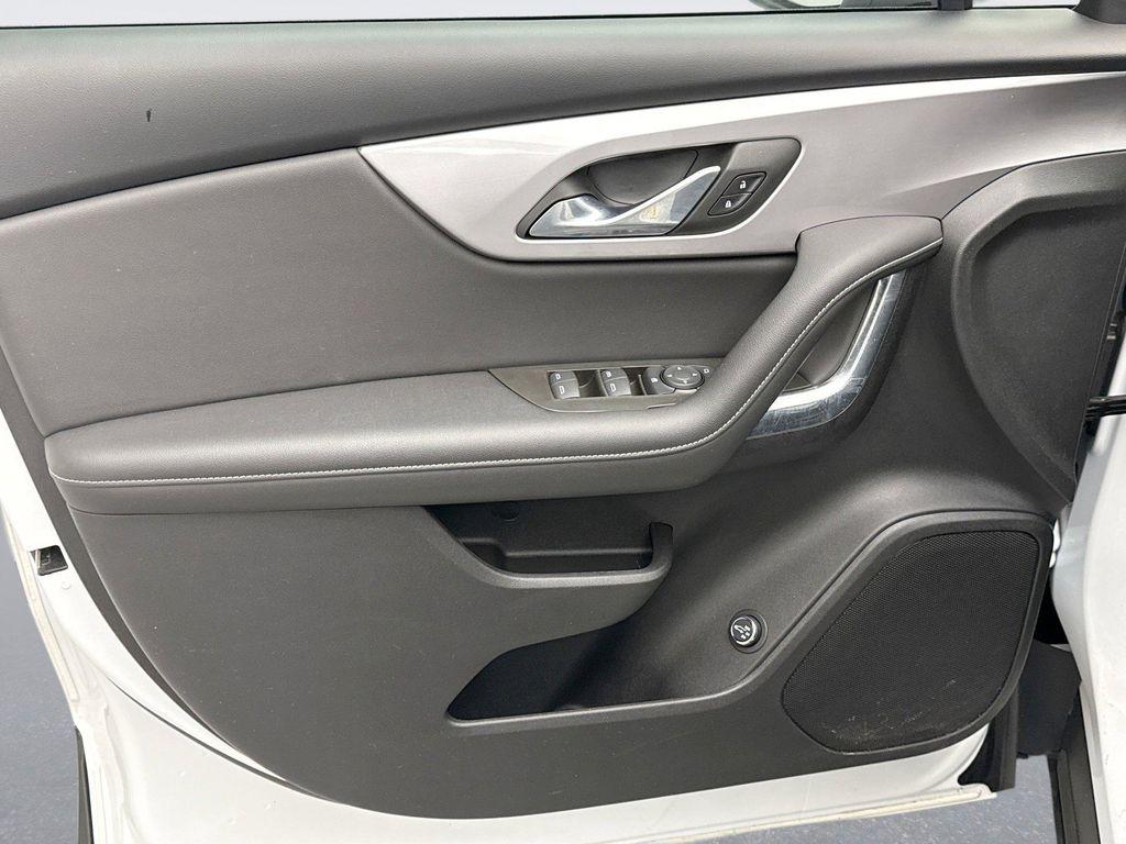 used 2023 Chevrolet Blazer car, priced at $26,299