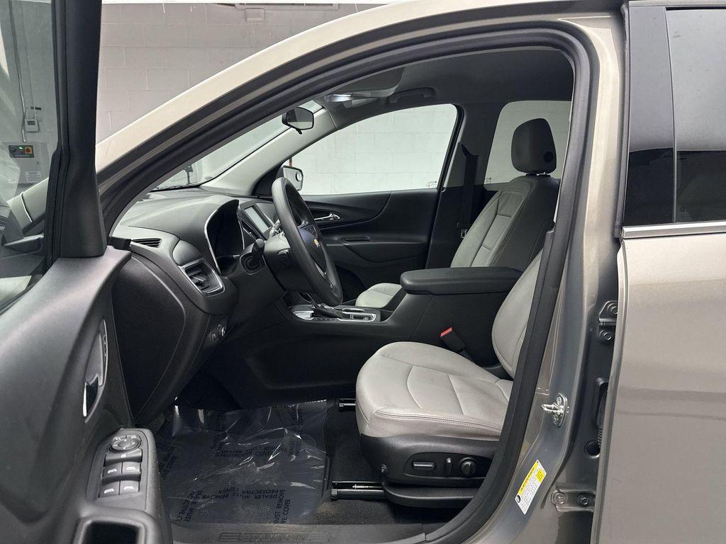 used 2018 Chevrolet Equinox car, priced at $15,750