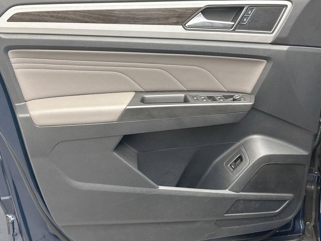 used 2023 Volkswagen Atlas car, priced at $30,599