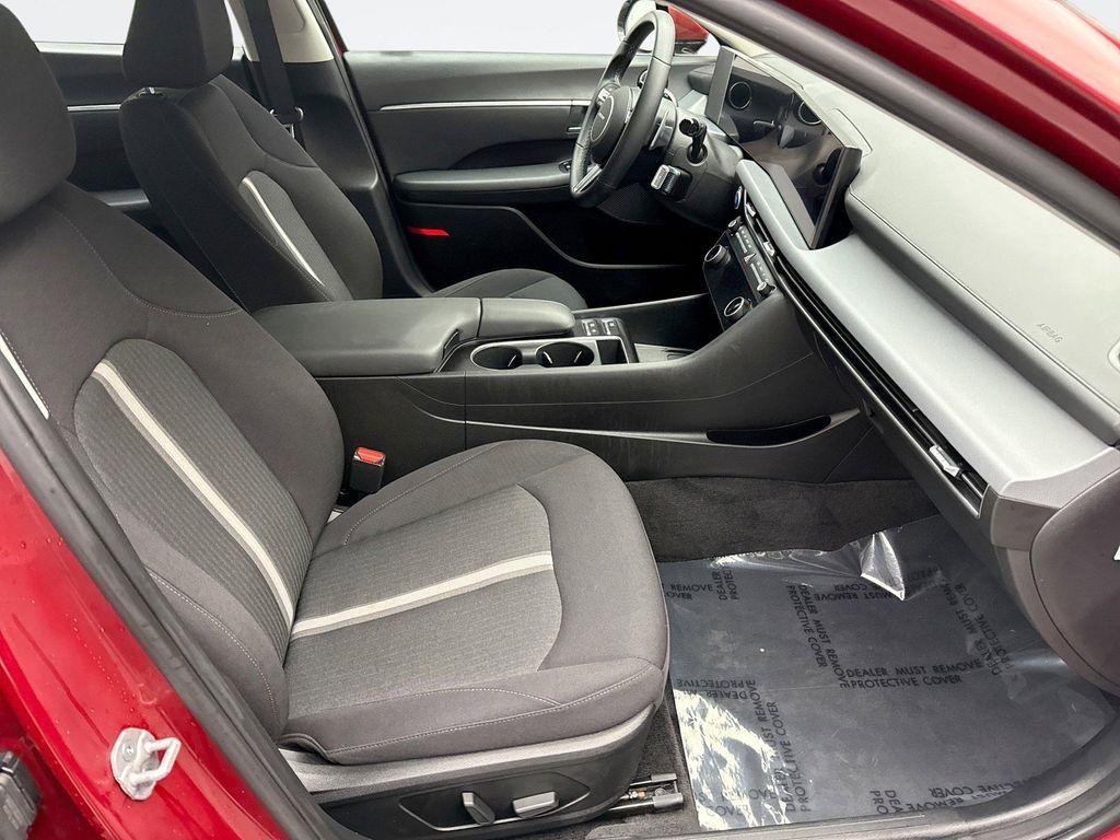 used 2024 Hyundai Sonata Hybrid car, priced at $23,999