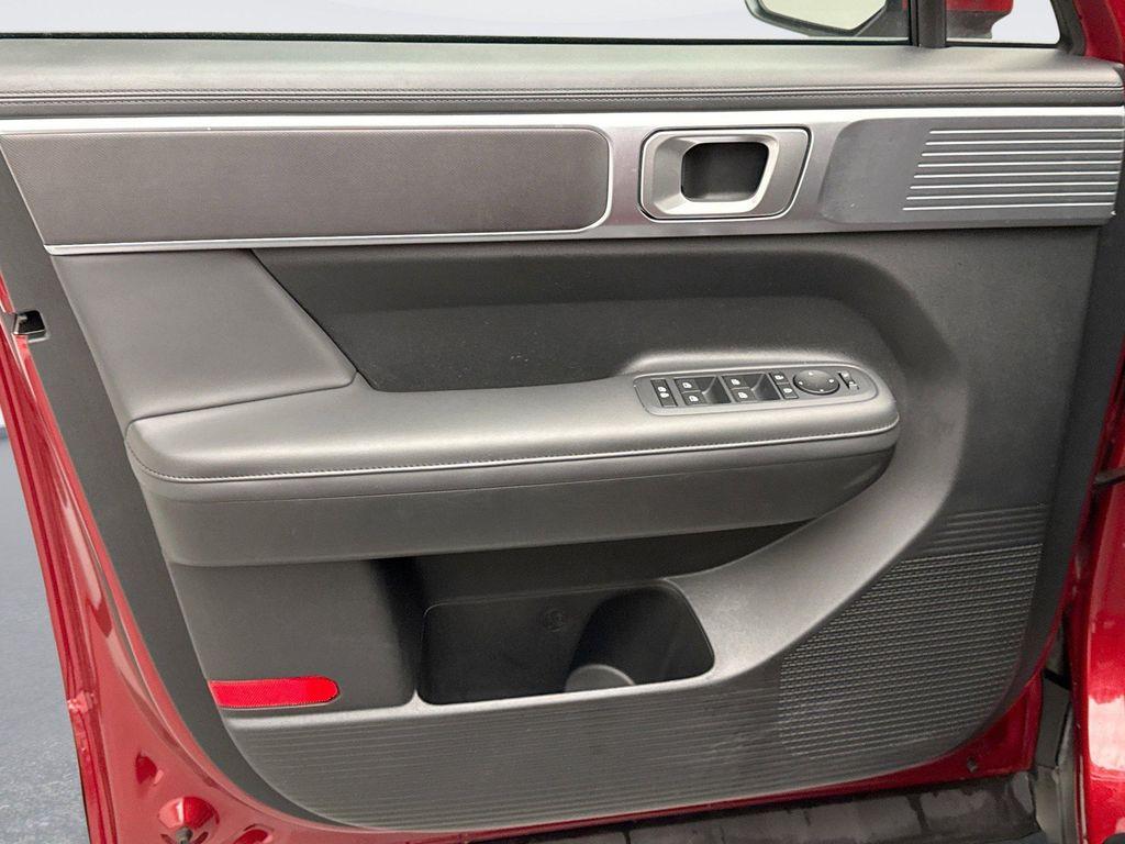 used 2026 Hyundai Santa Fe car, priced at $35,999