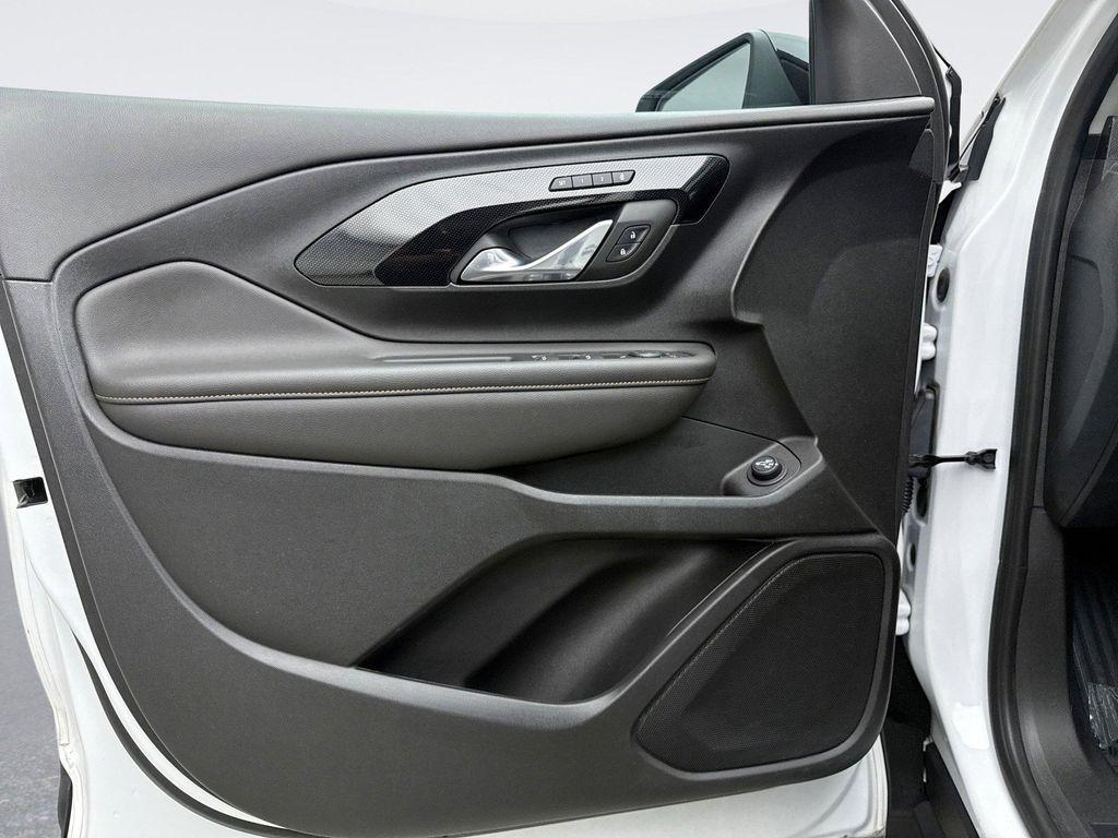 used 2023 GMC Terrain car, priced at $26,887