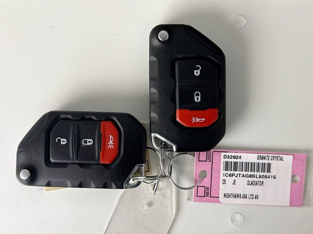 used 2025 Jeep Gladiator car, priced at $40,800