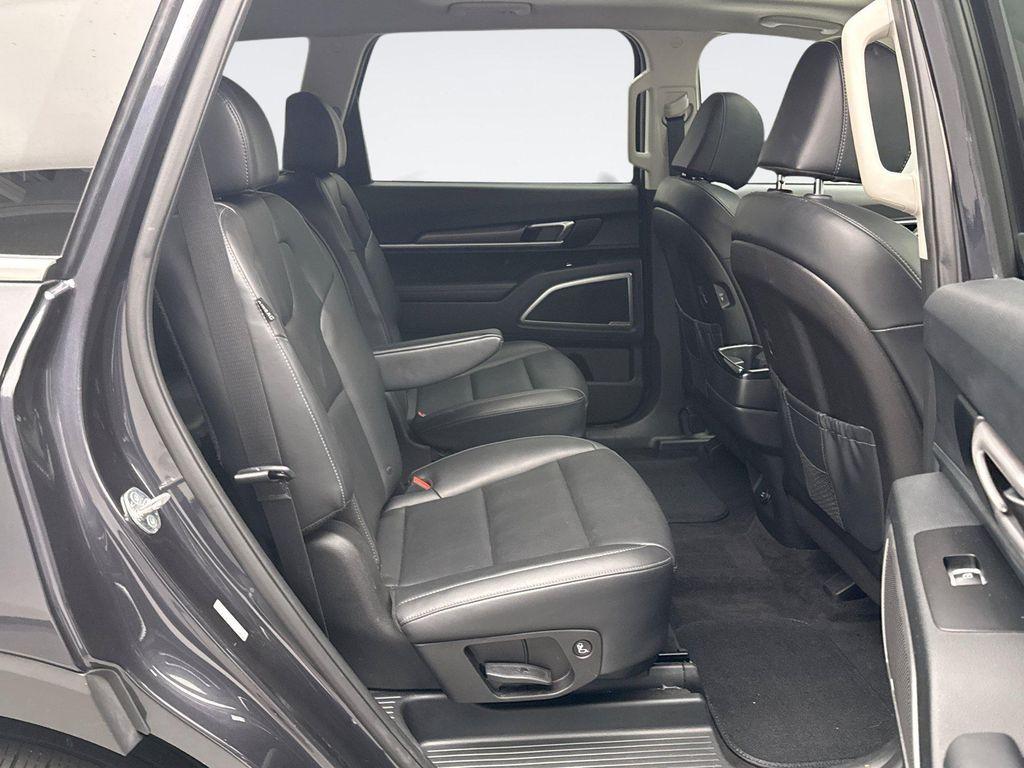 used 2025 Kia Telluride car, priced at $35,089