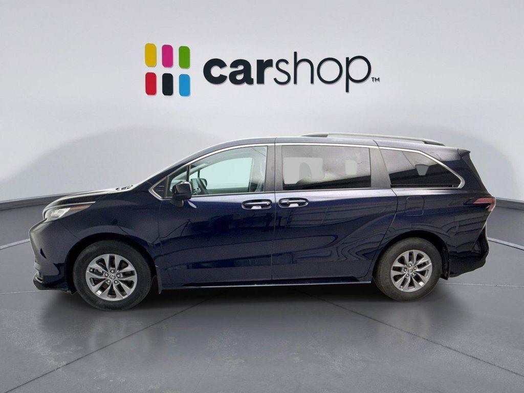 used 2022 Toyota Sienna car, priced at $31,549