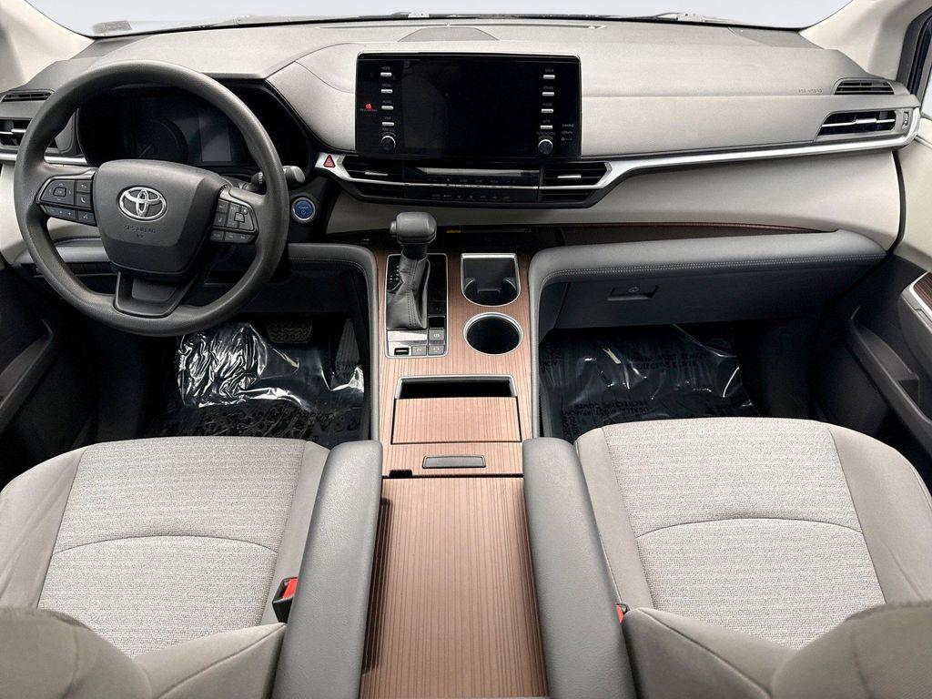 used 2022 Toyota Sienna car, priced at $31,549