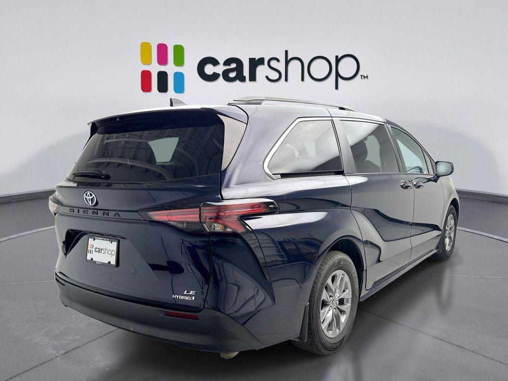 used 2022 Toyota Sienna car, priced at $31,549