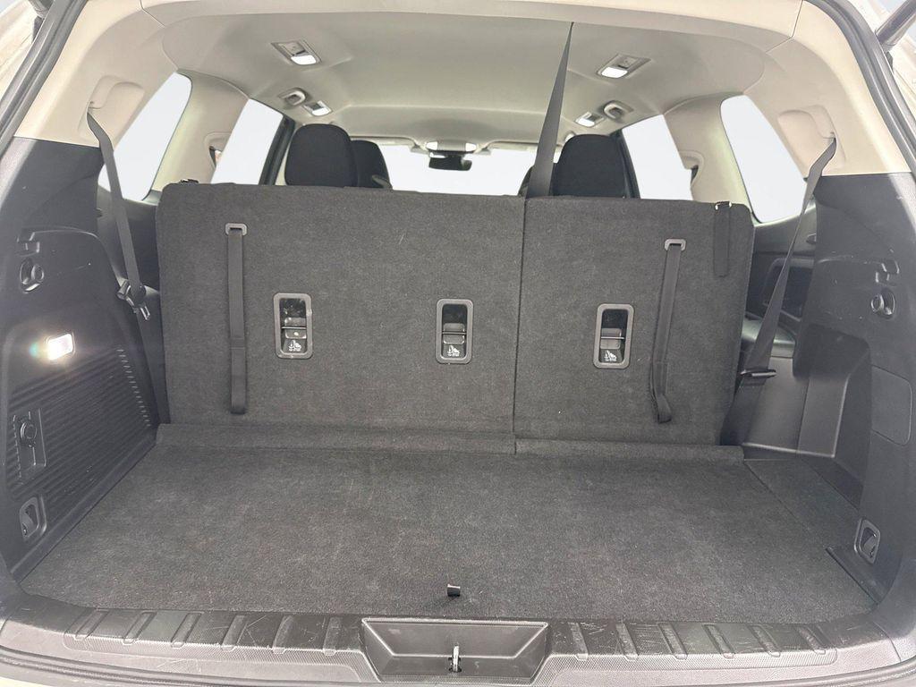 used 2025 Subaru Ascent car, priced at $32,599