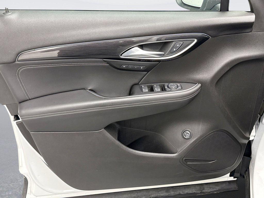 used 2021 Buick Envision car, priced at $24,400