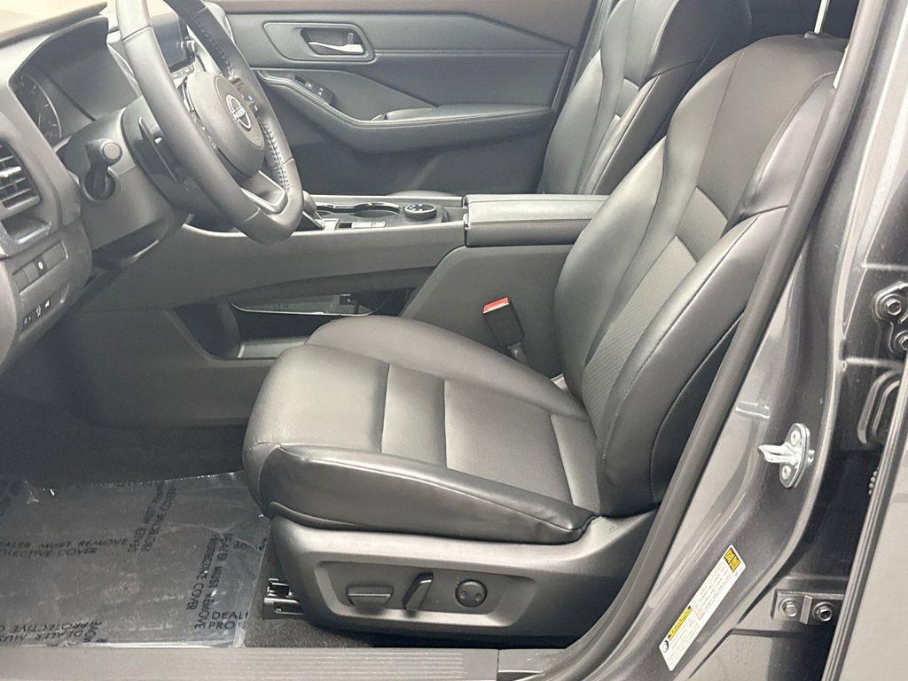 used 2023 Nissan Rogue car, priced at $25,489