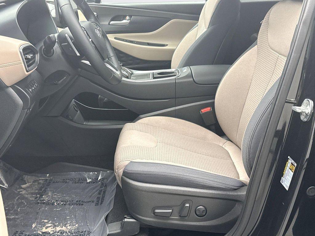 used 2023 Hyundai Santa Fe car, priced at $25,499