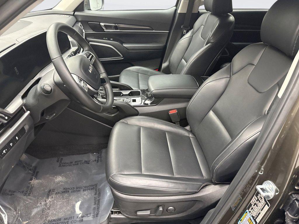 used 2023 Kia Telluride car, priced at $33,599