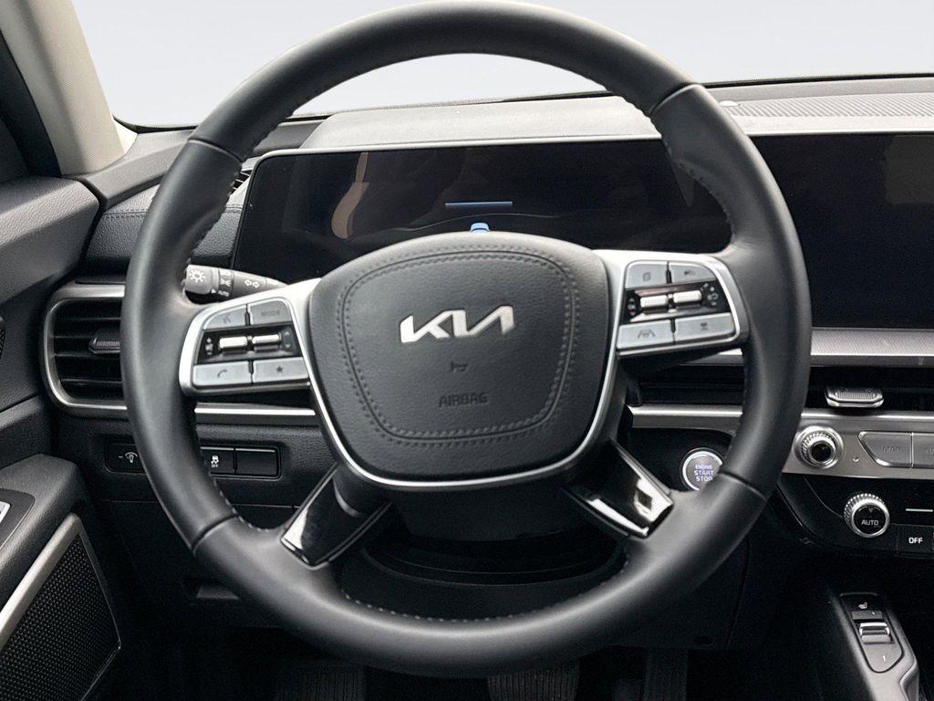 used 2023 Kia Telluride car, priced at $33,599