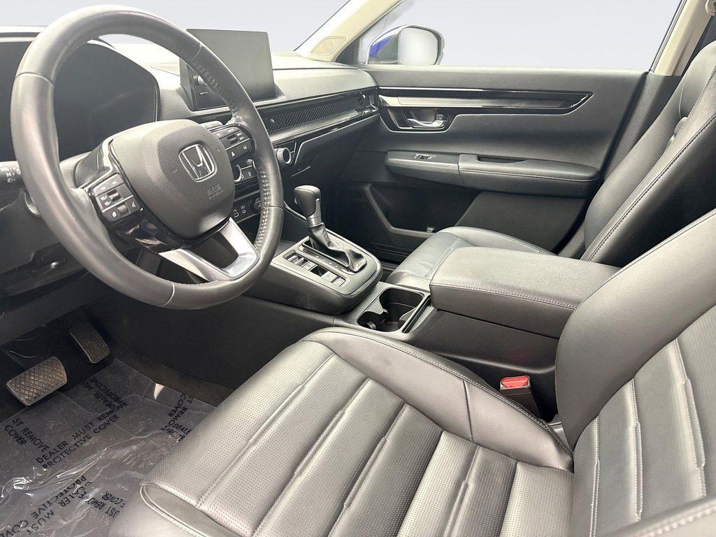 used 2025 Honda CR-V car, priced at $34,499