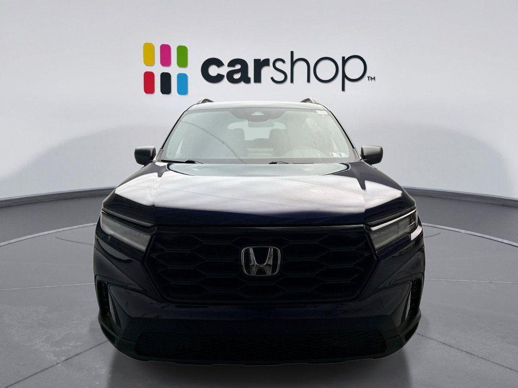 used 2023 Honda Pilot car, priced at $35,089