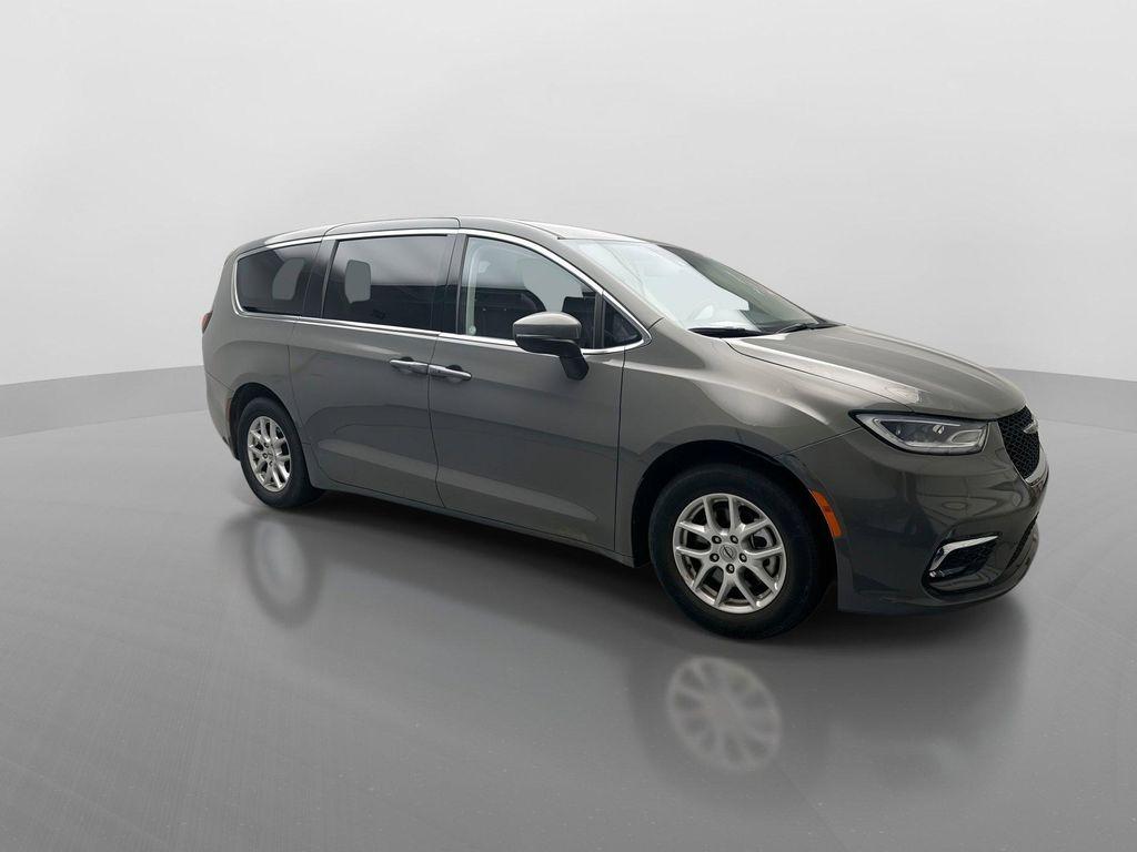 used 2023 Chrysler Pacifica car, priced at $25,550