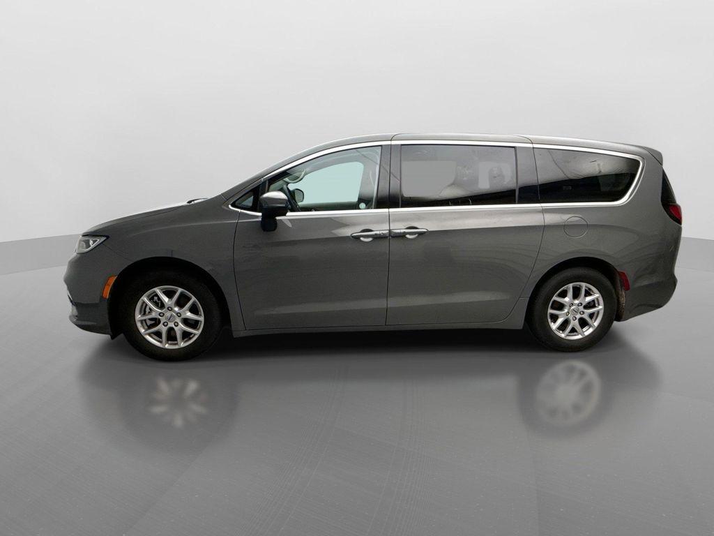 used 2023 Chrysler Pacifica car, priced at $25,550