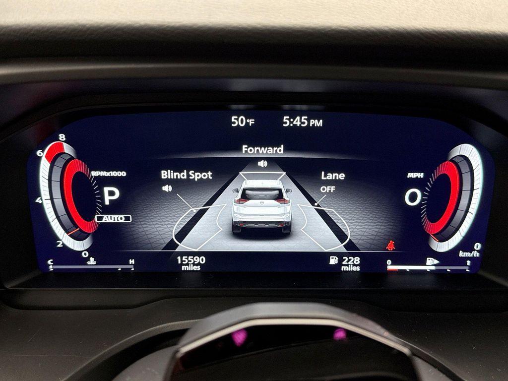 used 2025 Nissan Rogue car, priced at $32,300