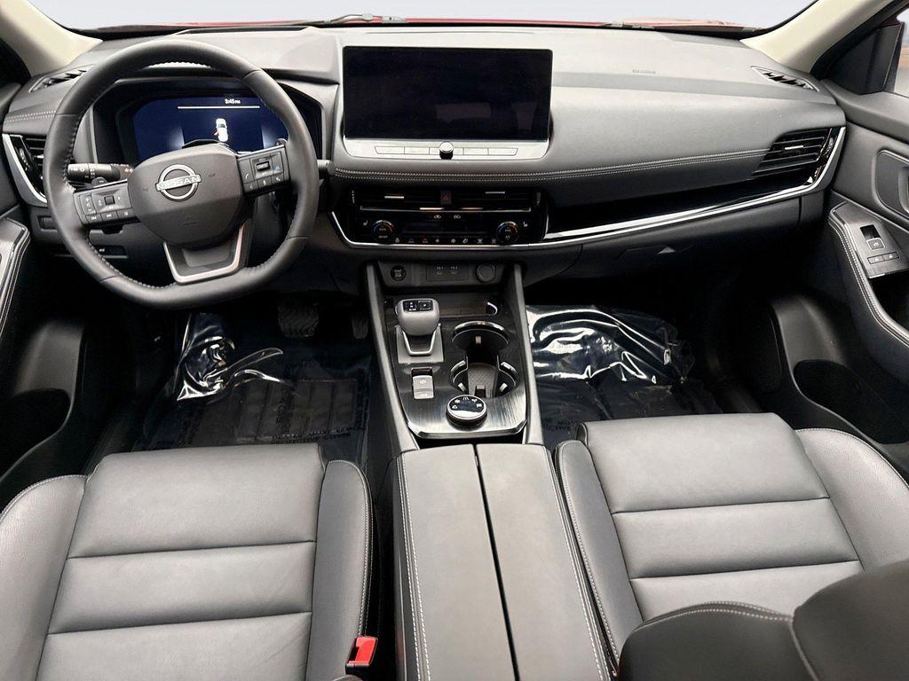 used 2025 Nissan Rogue car, priced at $32,300