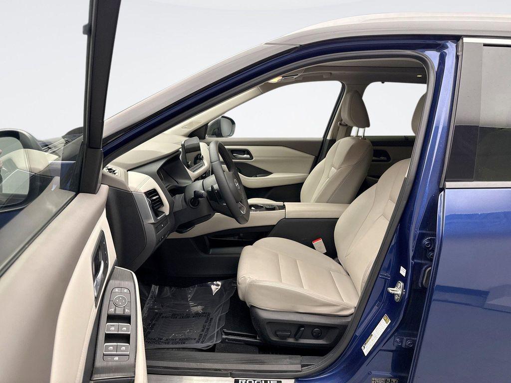 used 2023 Nissan Rogue car, priced at $24,999