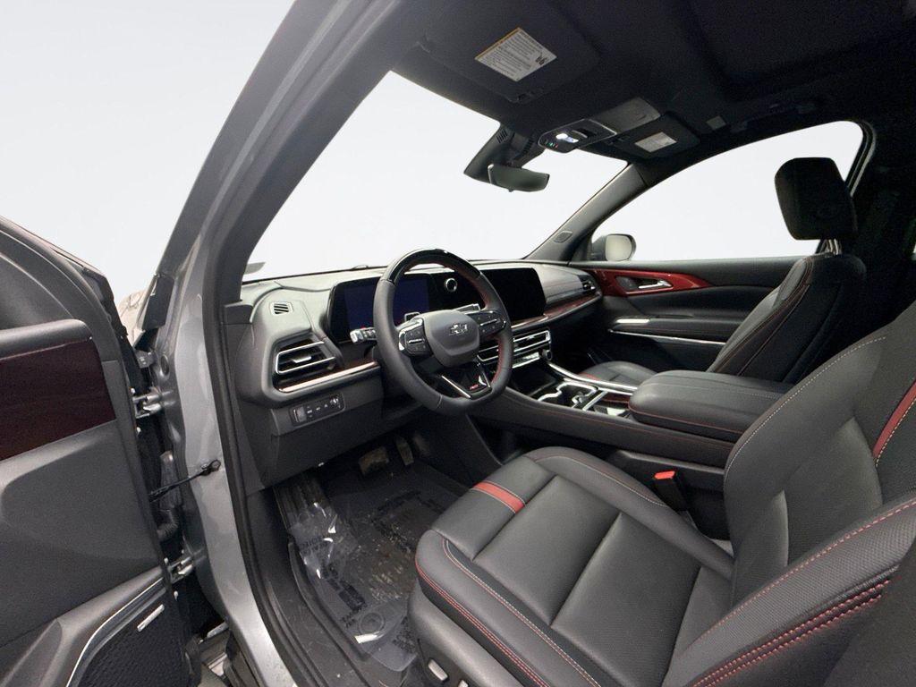 used 2024 Chevrolet Traverse car, priced at $49,399