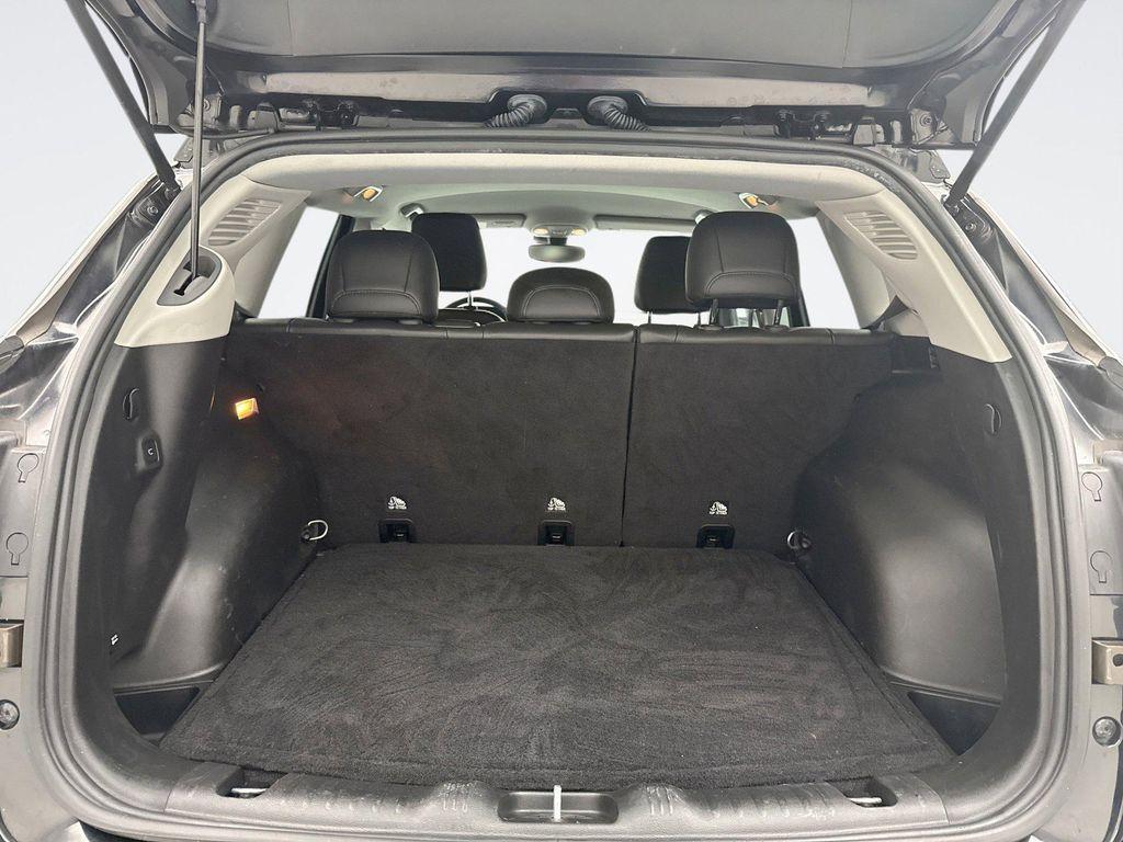 used 2022 Jeep Compass car, priced at $20,999