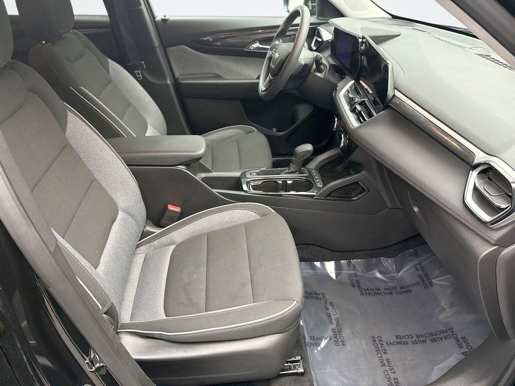 used 2025 Chevrolet TrailBlazer car, priced at $21,396