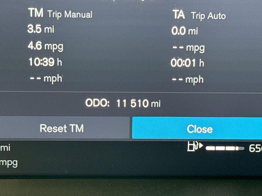 used 2025 Volvo XC60 car, priced at $35,999
