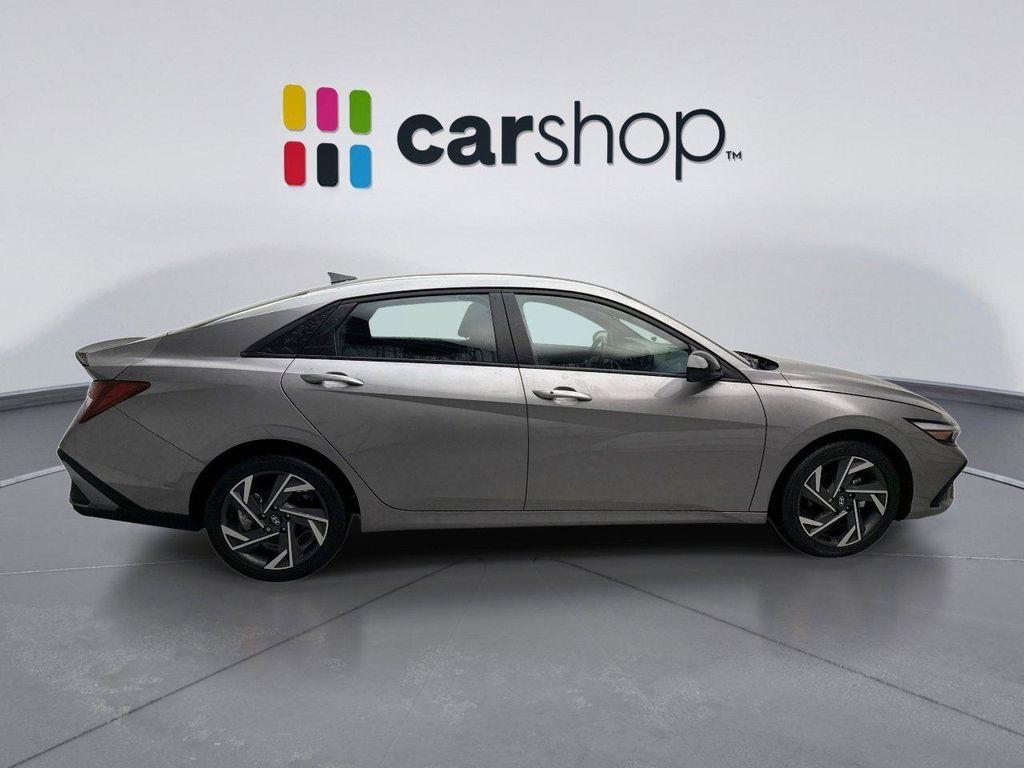 used 2025 Hyundai Elantra car, priced at $21,999