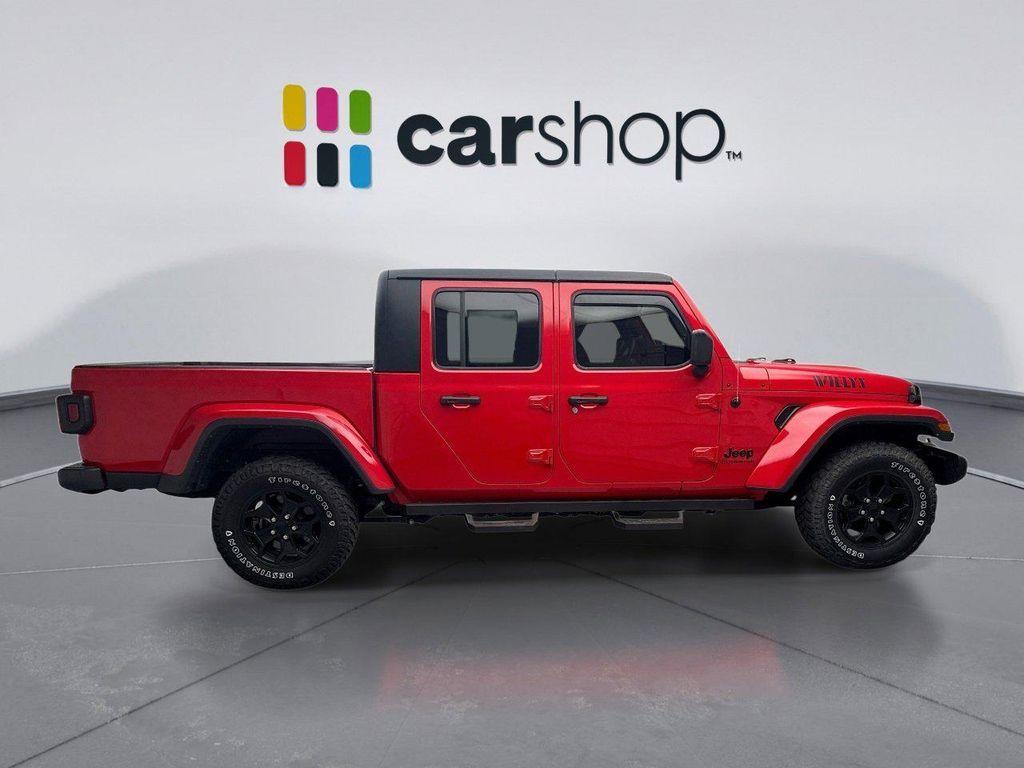 used 2022 Jeep Gladiator car, priced at $31,199