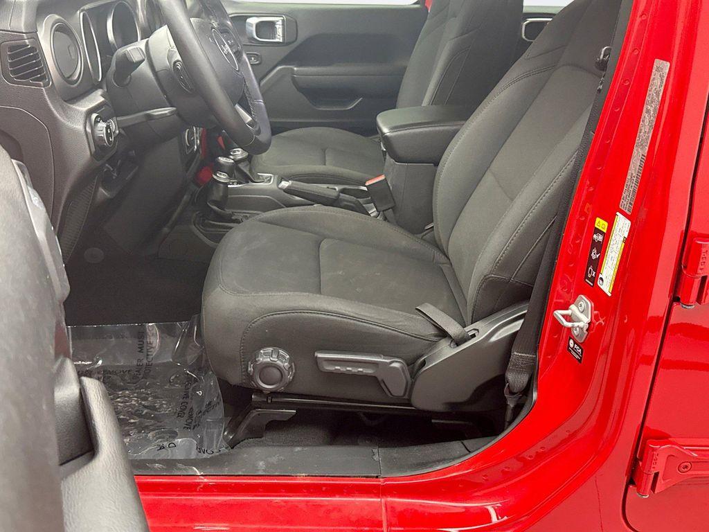 used 2022 Jeep Gladiator car, priced at $31,199
